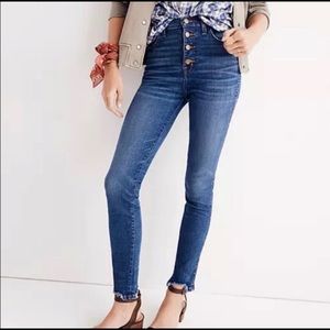 Madewell Petite 10” High-Rise Skinny Jeans Chewed Hem Size 26S